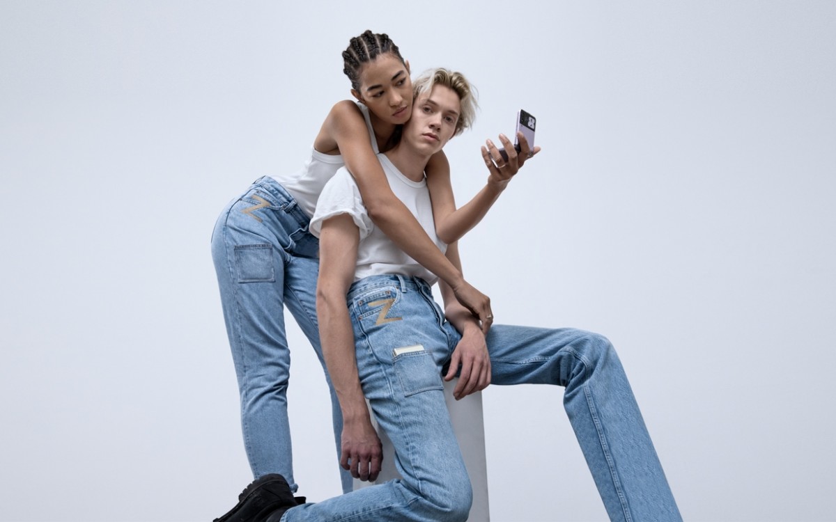 Samsung has announced designer jeans that cost $1,000 and has only one pocket that is specially designed to carry their flip phone.