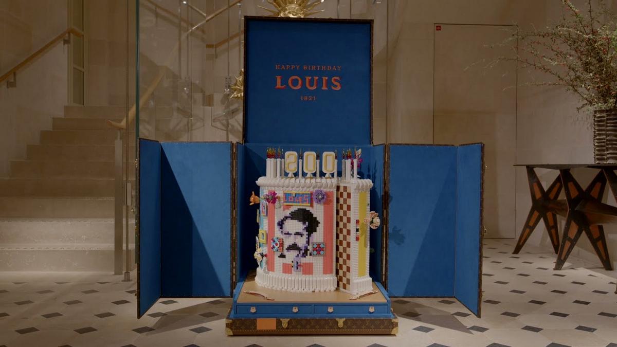 Louis Vuitton celebrates its founder's 200th birthday with a massive Lego  cake. Made from 32,000 lego bricks, it comes encased in a bespoke LV trunk.  - Luxurylaunches
