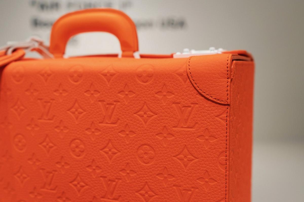 Louis Vuitton Virgil Abloh Comics Pochette Soft Mini Trunk Silver Hardware,  2023 Available For Immediate Sale At Sotheby's