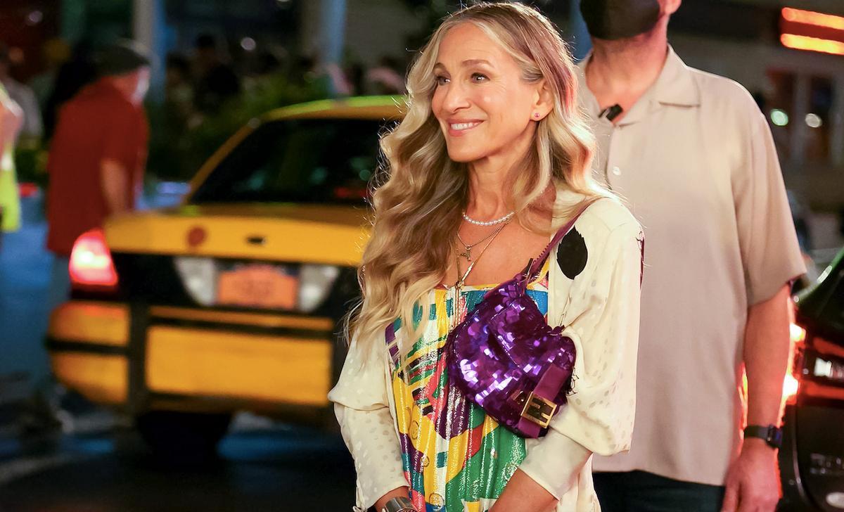 How to Buy Carrie Bradshaw's Limited Edition Pink Fendi Baguette