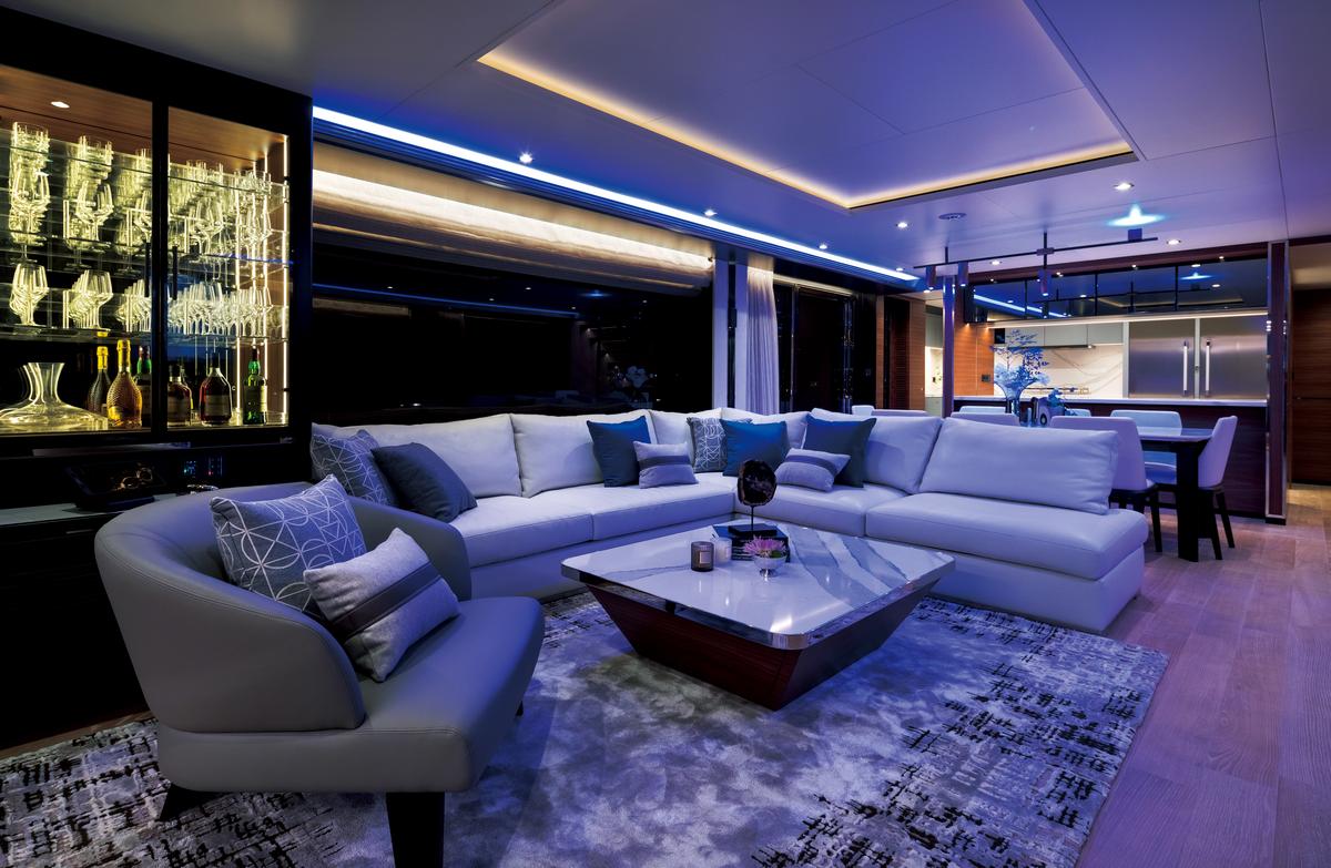 90 ft yacht interior