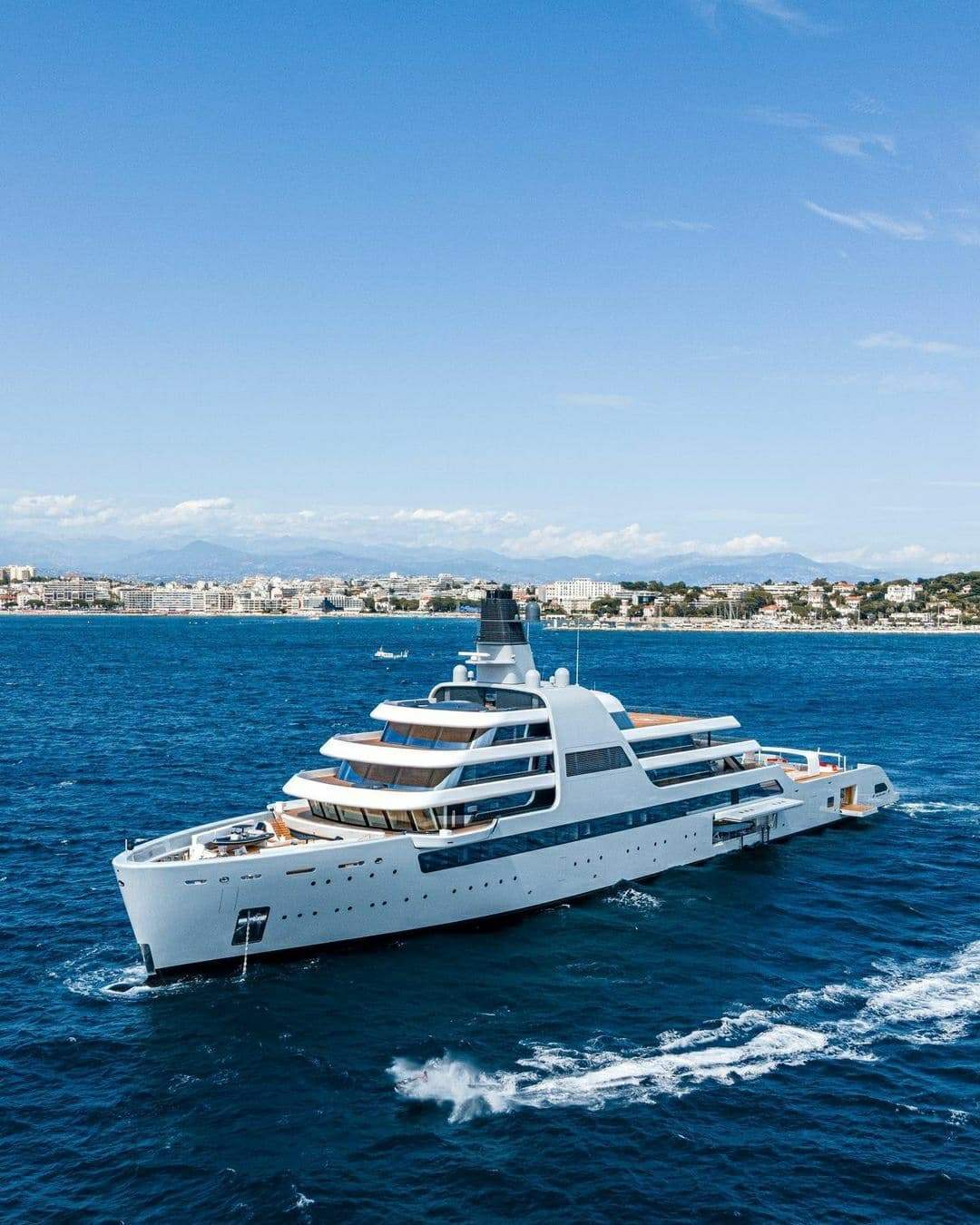 yacht abramovich nuovo