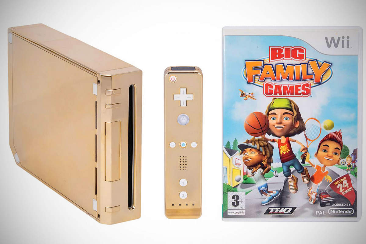 Manchuriet til eksil Individualitet This 24-karat gold Nintendo Wii console made specially for Queen Elizabeth  II is now up for auction - Luxurylaunches