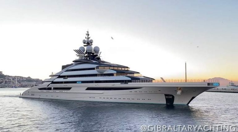 mega yacht transport