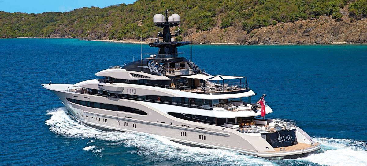 who owns kismet yacht