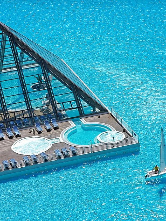 This resort has the largest swimming pool in the world
