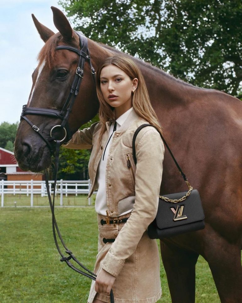 Steve Jobs Model Daughter Eve Jobs Steals The Show As The Face Of   Eve Jobs Louis Vuitton Campaign 2 770x963 