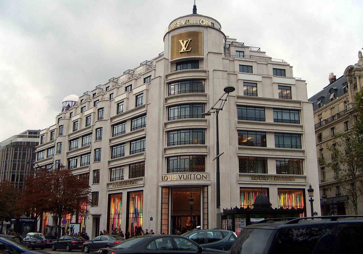 Louis Vuitton to open its first-ever luxury hotel inside its iconic Paris  headquarters. The building will also house the largest LV store in the  world - Luxurylaunches