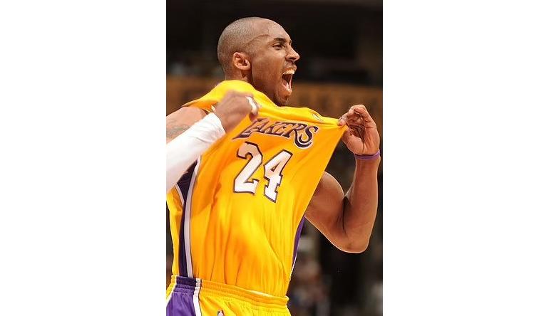 Kobe Bryant's iconic MVP jersey heads to auction 