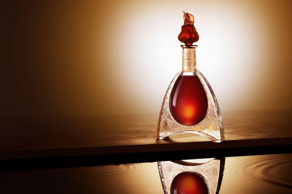 Louis XIII pays tribute to Paris with this special $7,600 bottle of cognac  - Luxurylaunches