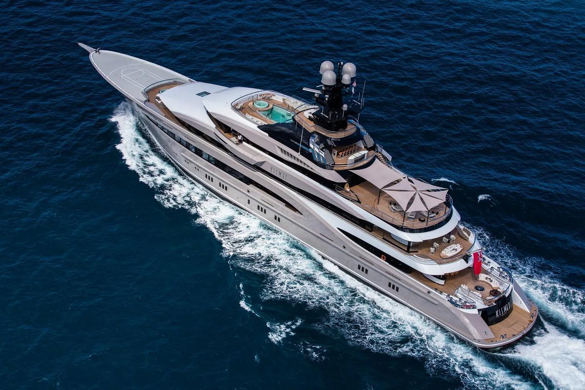 400 foot yacht for sale