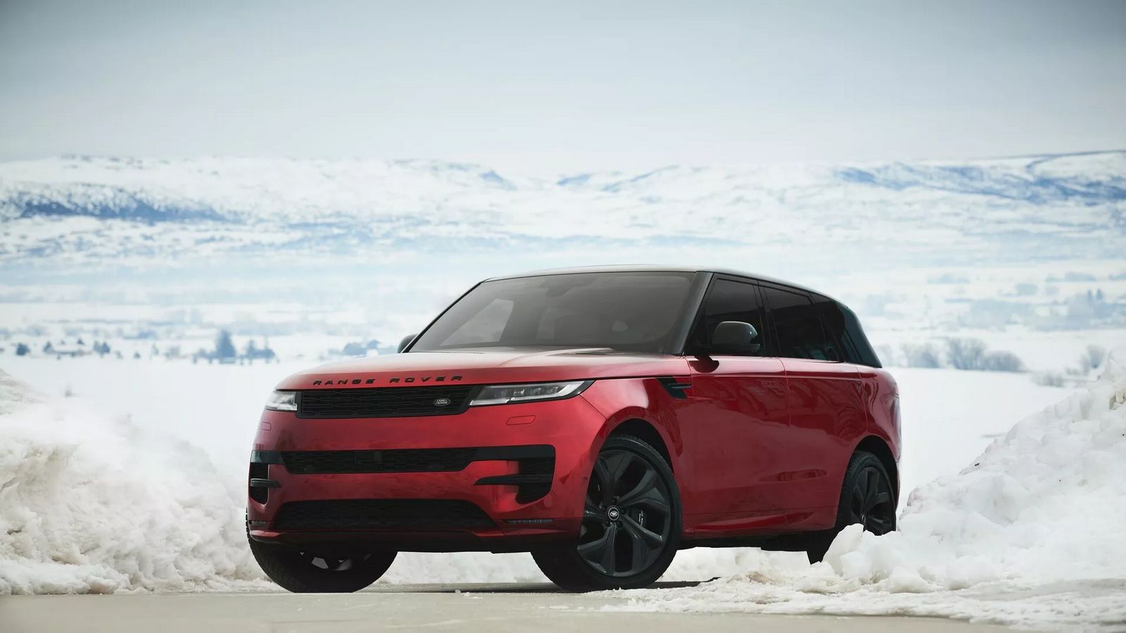 Introducing the Ultimate Ski Enthusiast's Dream Car: The $165,000 Limited Edition Range Rover Sport!