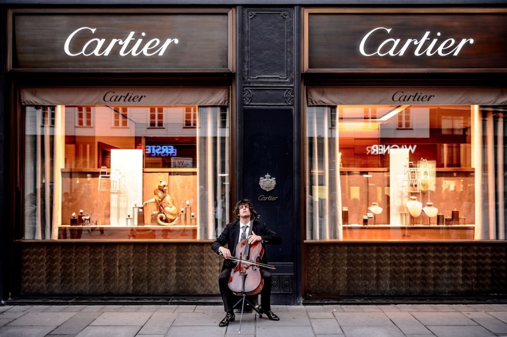 Is LVMH eyeing to acquire RICHEMONT in the near future?