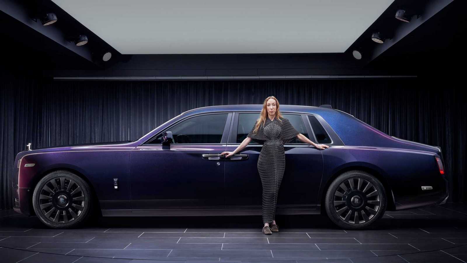 Luxury Features of the 2023 Rolls-Royce Phantom