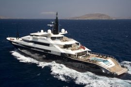 LVMH CEO Bernard Arnault's $150 million superyacht was denied docking and  banned entry into an Italian port - The centibillionaire's 333-feet long  yacht is too big for the Naples port, and it