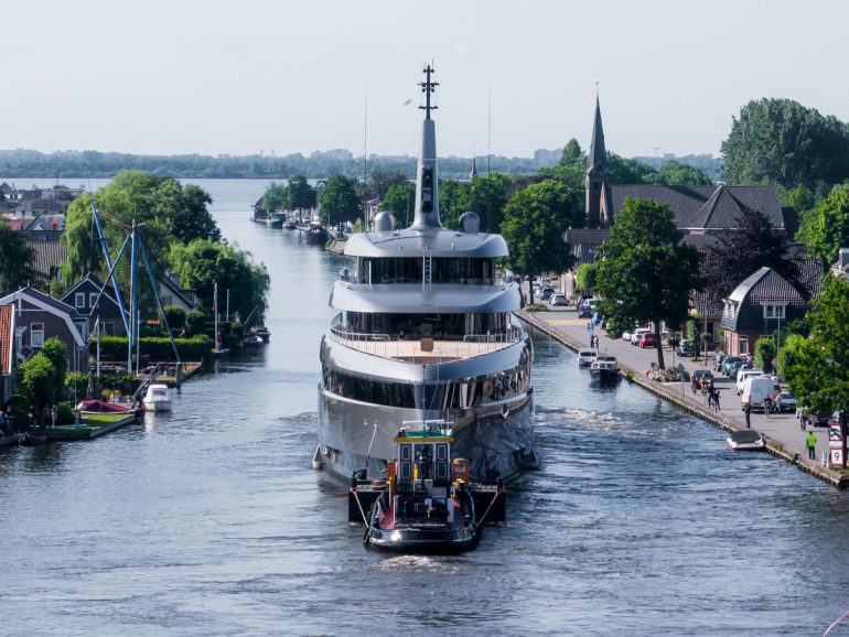 feadship obsidian yacht price