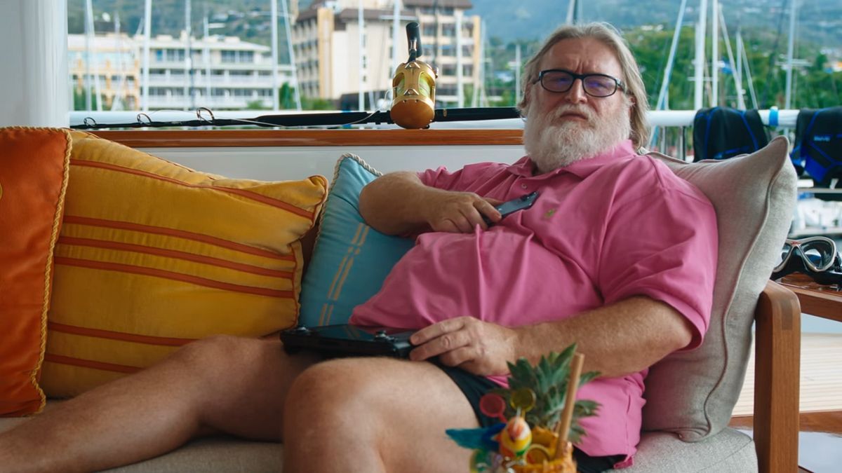 El súper yate Rocinante de 80 millones de libras propiedad del  desarrollador de juegos multimillonario estadounidense Gabe Newell (que  hizo su fortuna con Half Life) llegó a Falm Fotografía de stock - Alamy
