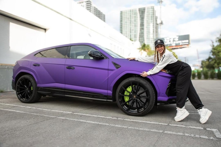 Michael Mejía's dance video win earned him Shakira's custom purple Lamborghini Urus