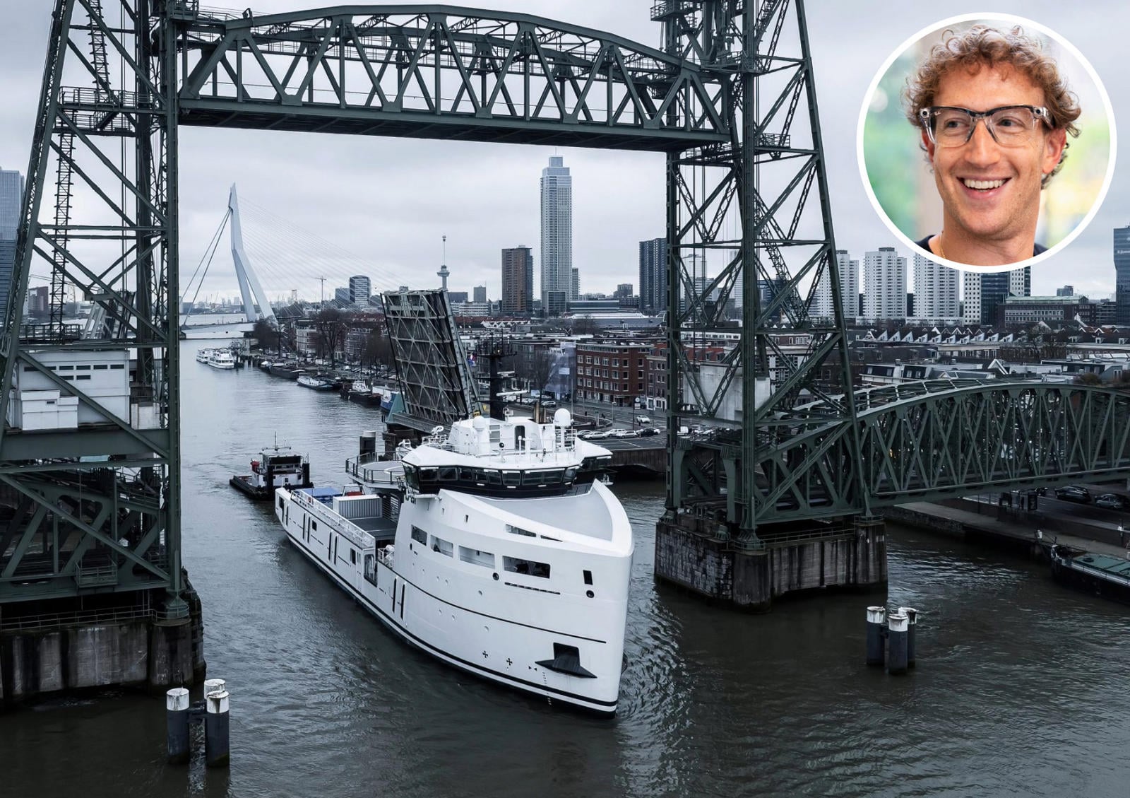 サウジアラビア ピンバッジ 2 MILLION VISITORS サウジアラビア ピンバッジ 2 MILLION VISITORS