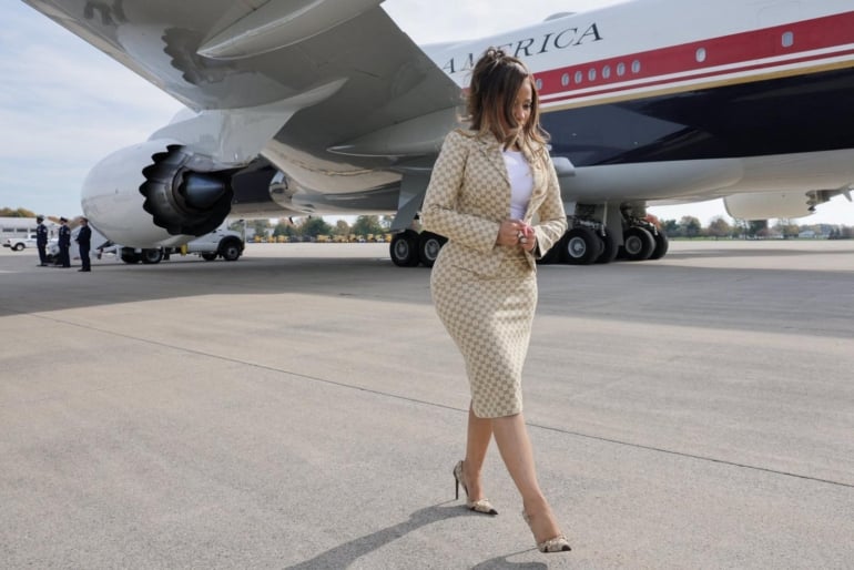 nicki minaj on qatar 747
